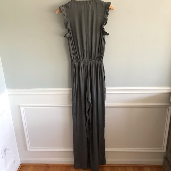 🆕 /SELFIE WORTHY/ Ruffled Spring Jumpsuit - Picture 6 of 7